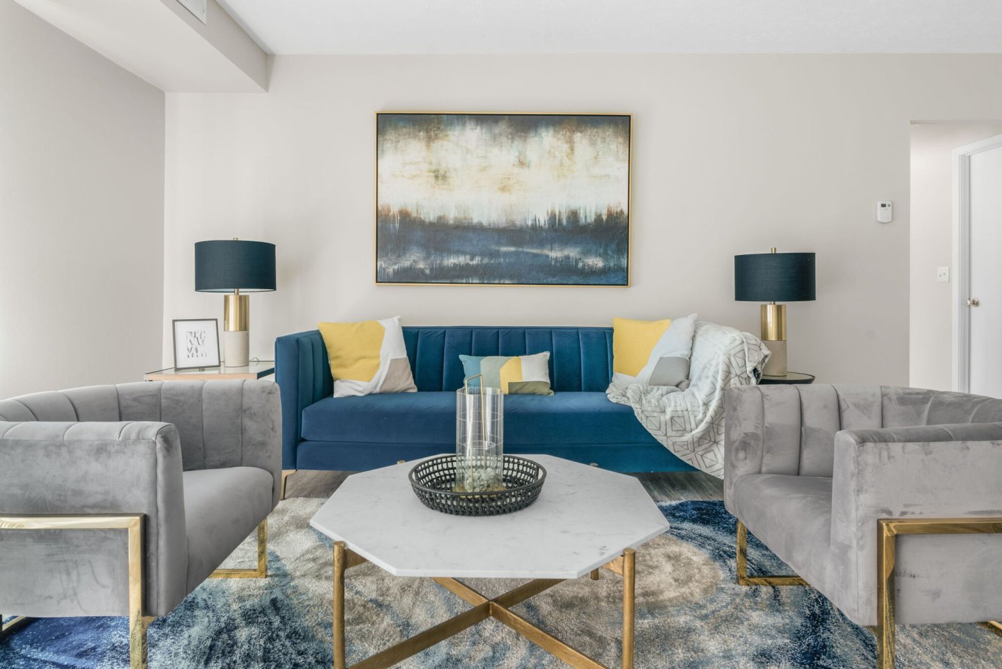 The Vantage Apartments Image 15
