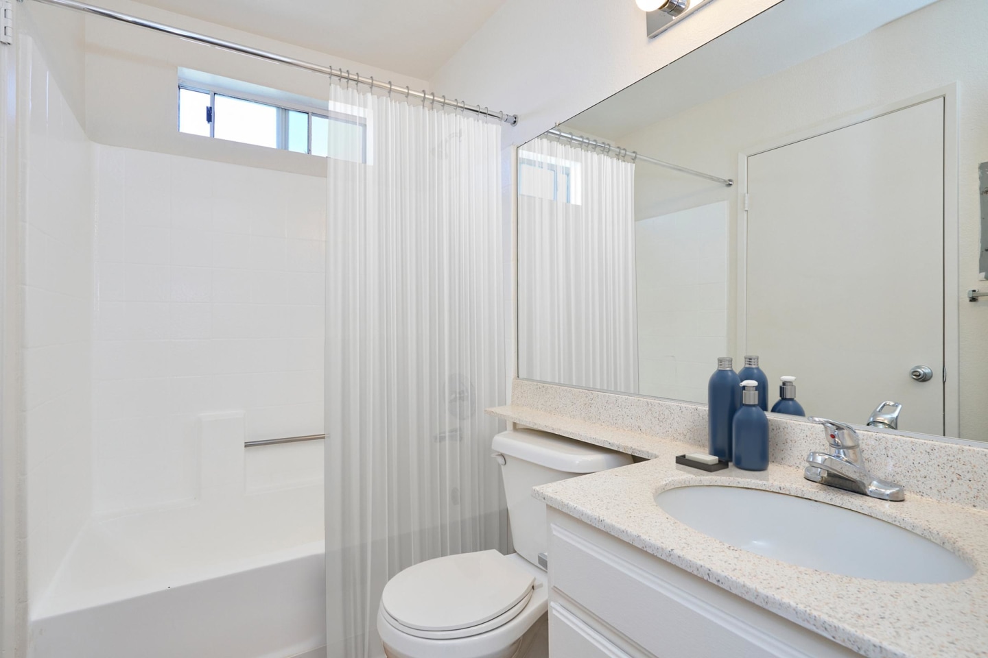 Riverpark apartment homes Image 61