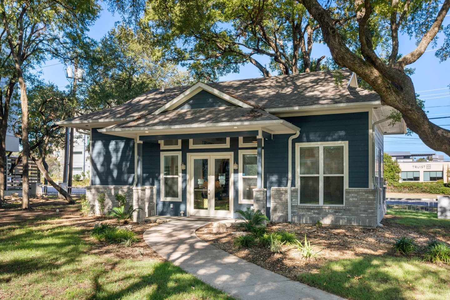 South Lamar Village Image 30
