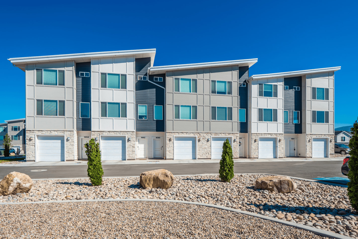Riverwalk Townhomes Image 19