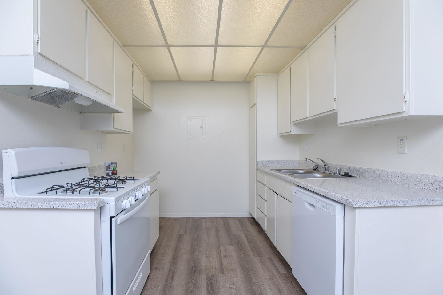 Belinda Apartment Homes Image 32