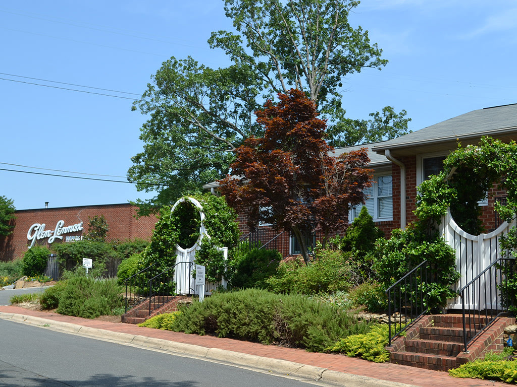 Glen Lennox Apartments Image 22