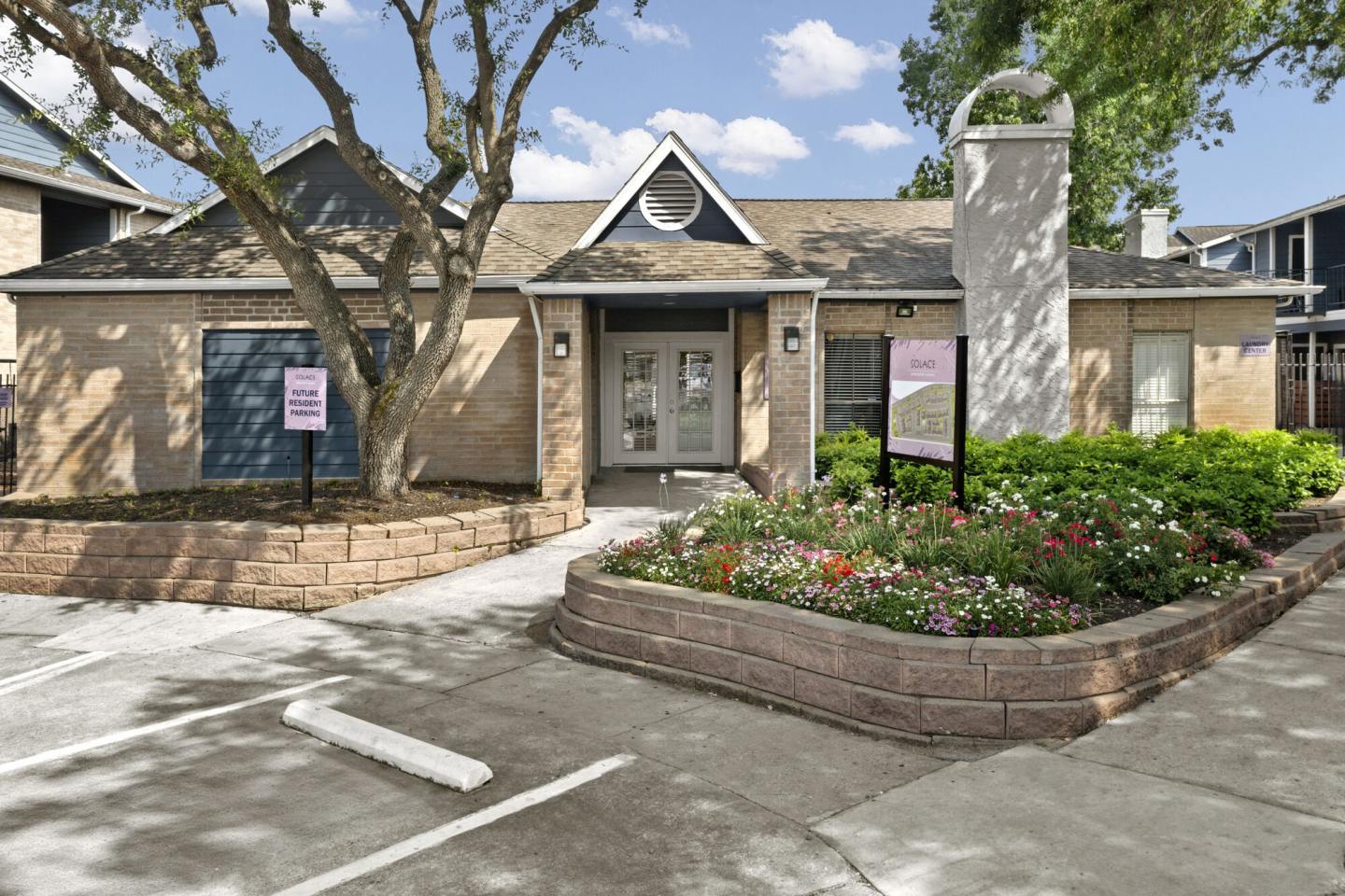 Solace Apartment Homes Image 16