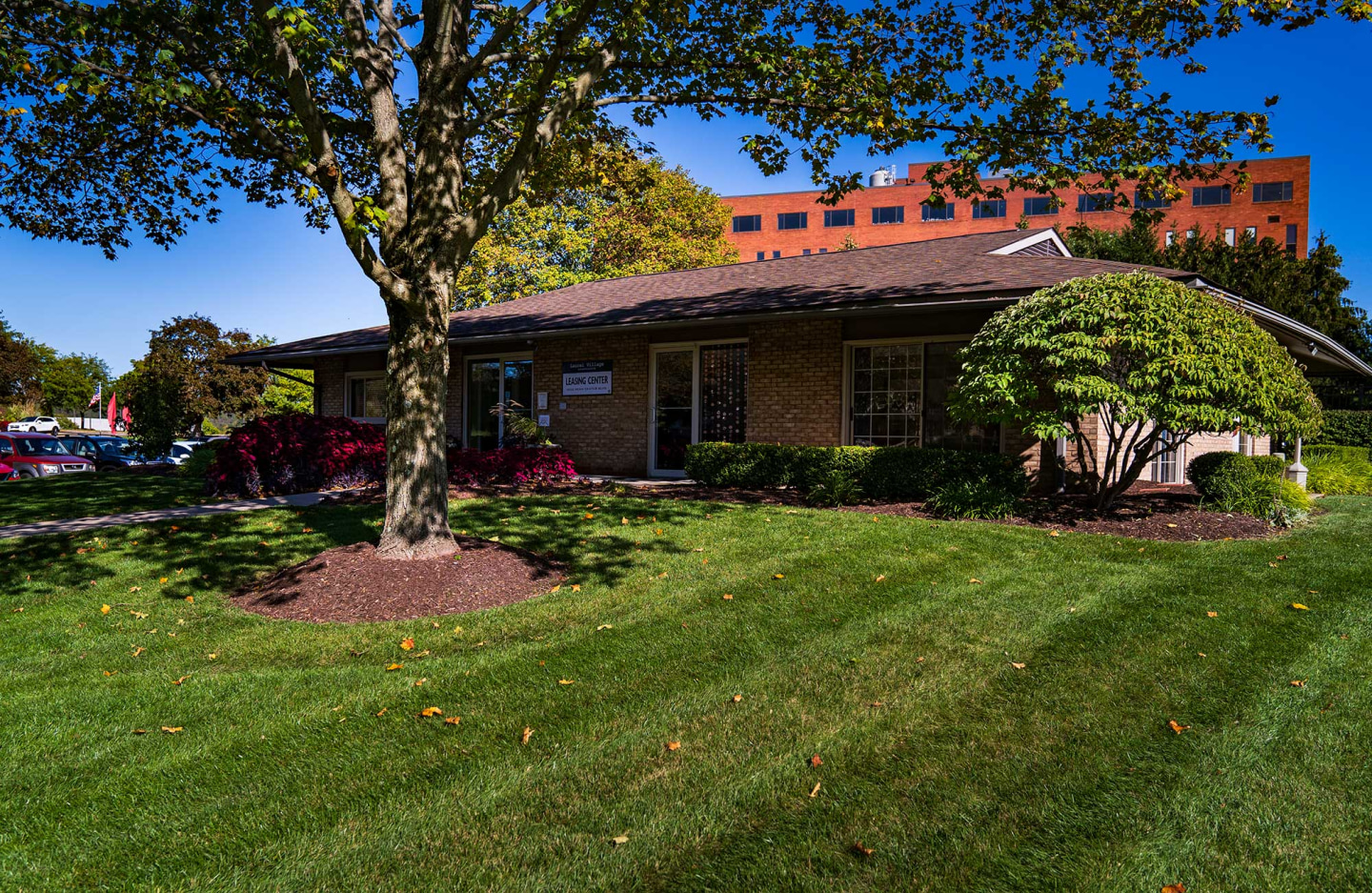 Laurel Village Apartments Image 4