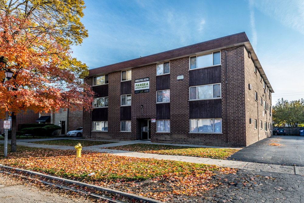 Pangea 2115 S 4th Street Apartments Image 1