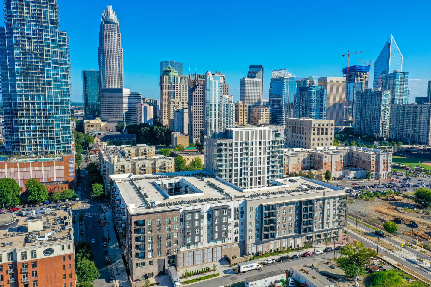 500 West Trade Image 1