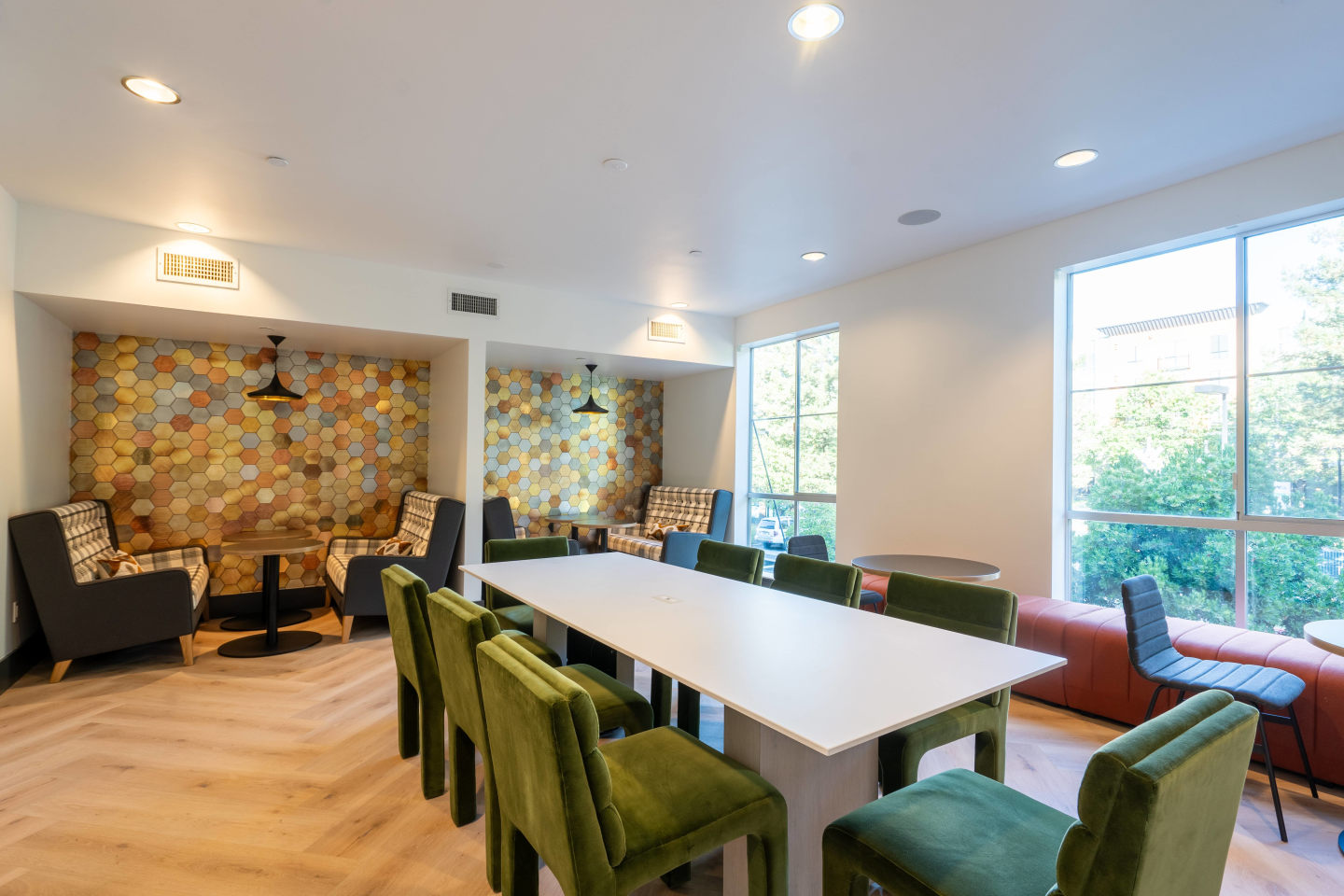 Mosaic Apartments Image 15