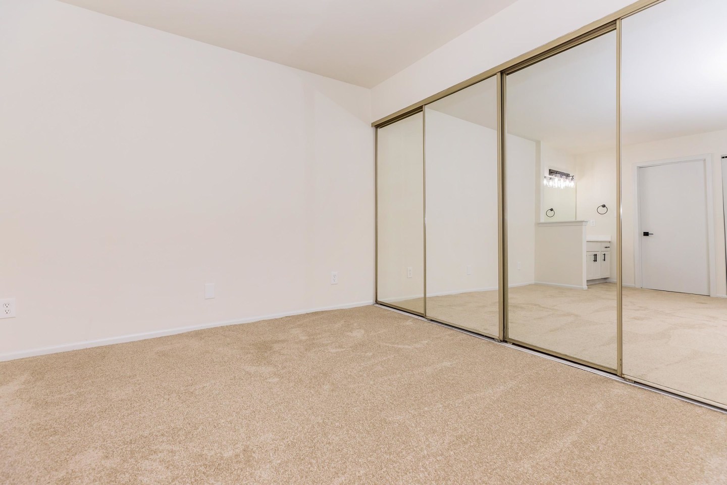 Plum Tree Apartments Image 48