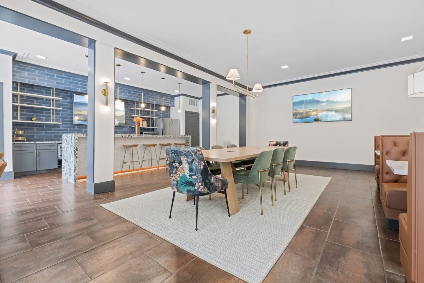 Aster Apartments Image 9