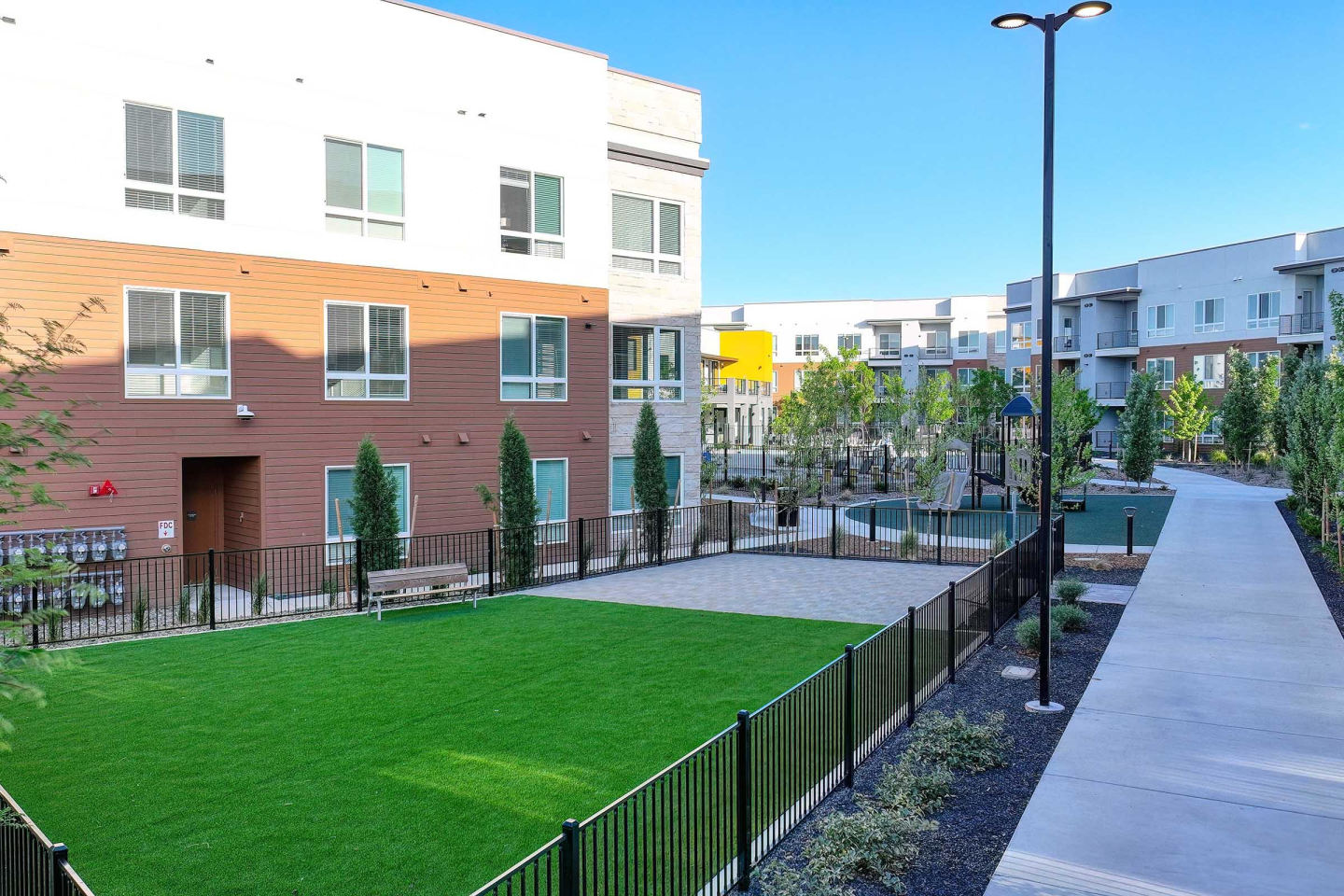 Halcyon Apartments Image 65