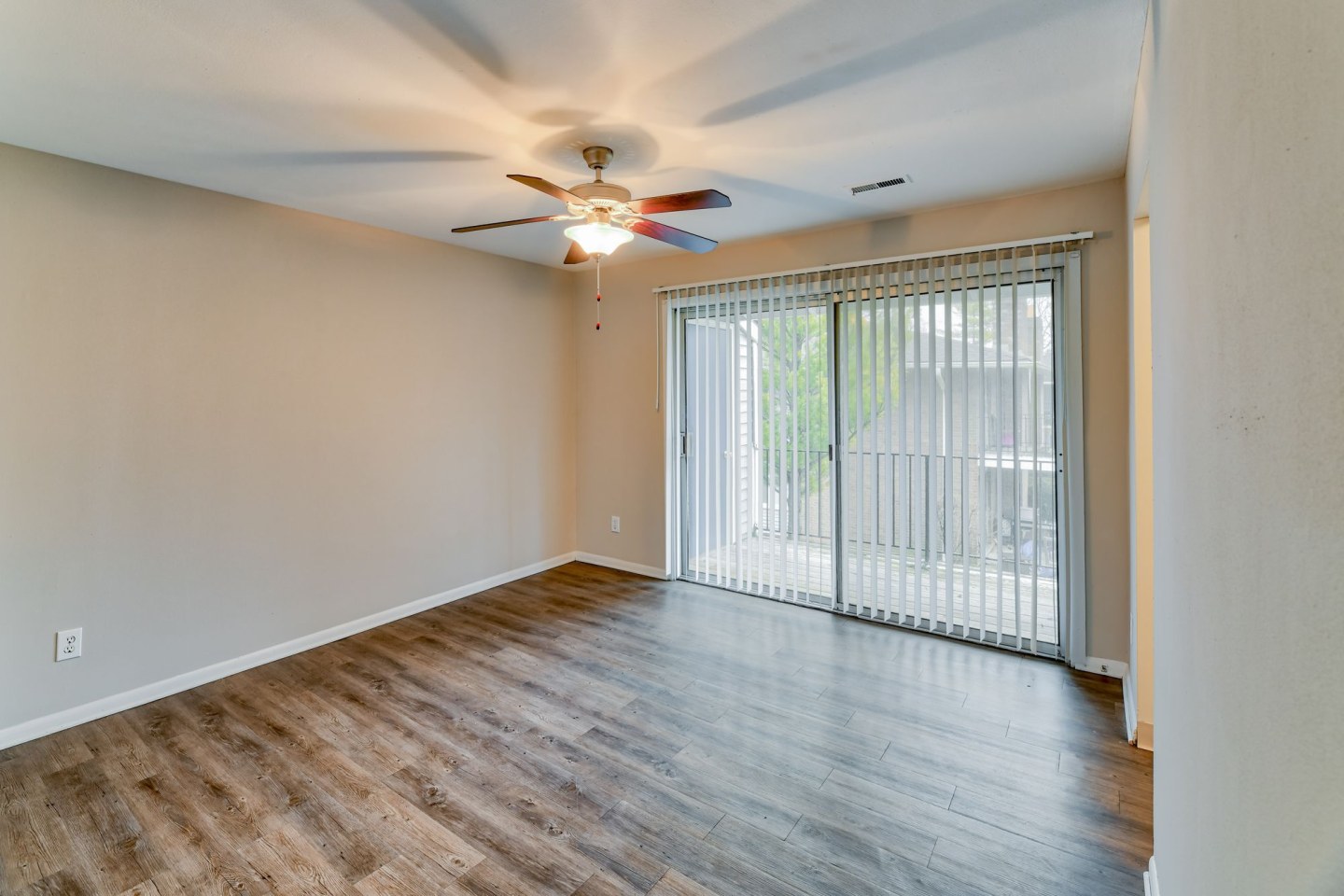 The Villager Apartments Image 3