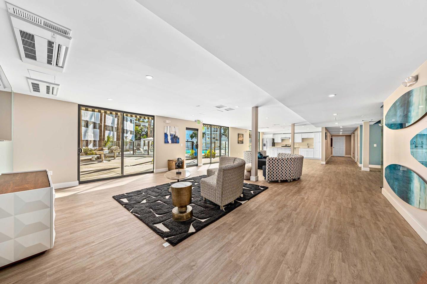 Summerview Beach Resort Luxury Apartments Image 26