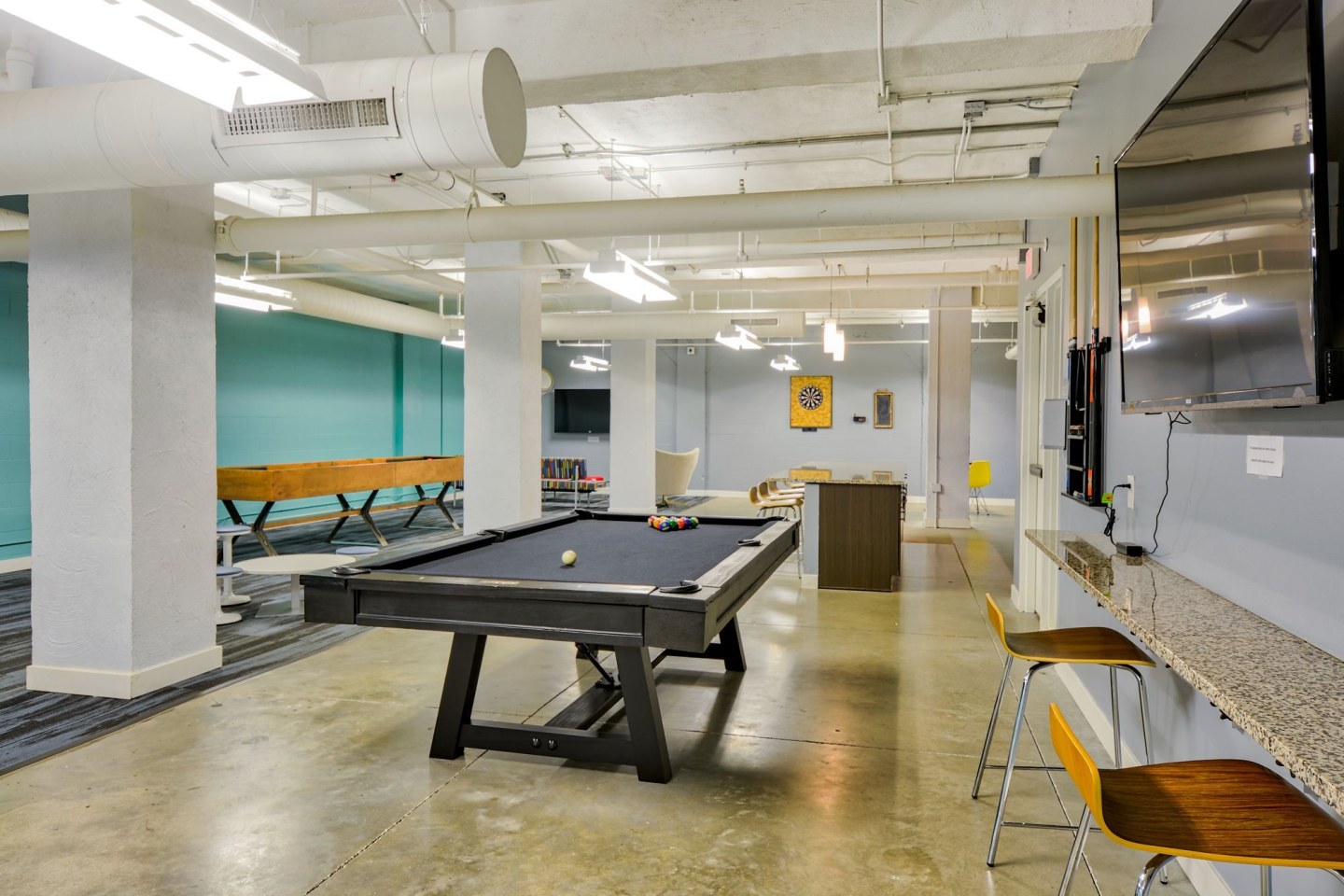 R & T Lofts Image 33