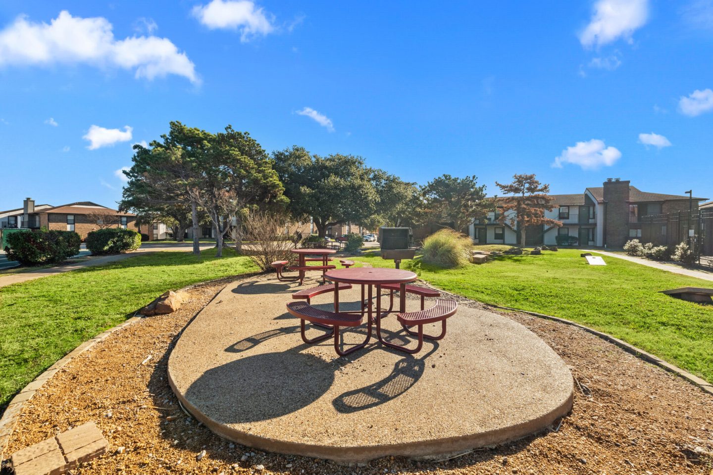 Pine Oaks Image 31