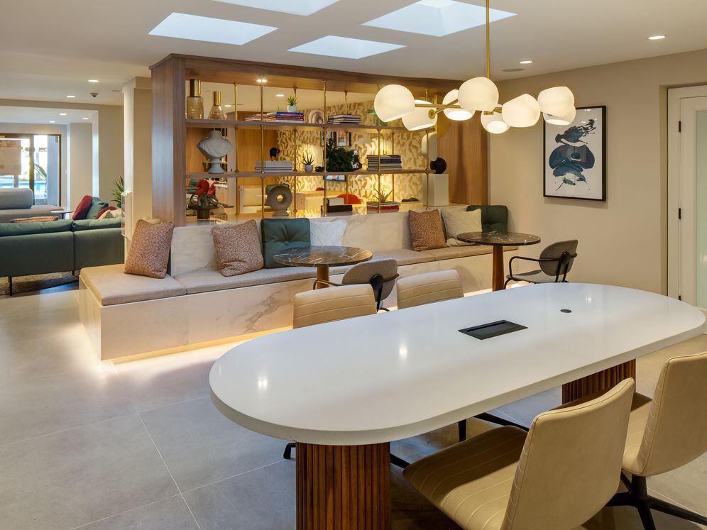Avalon Burbank Image 32