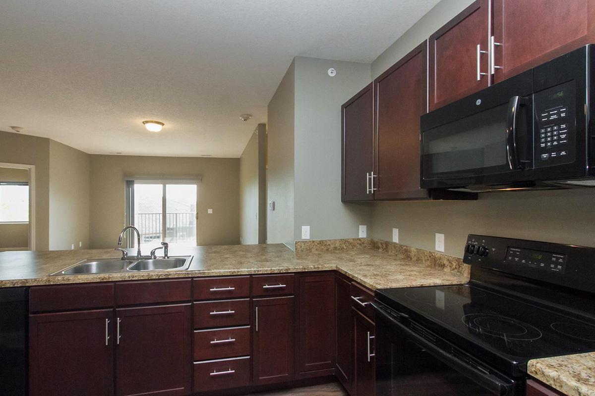 Summit at Sunnybrook Village Image 44