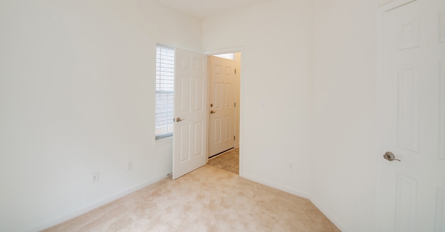 Income Restricted - Overlook at Avalon Image 17