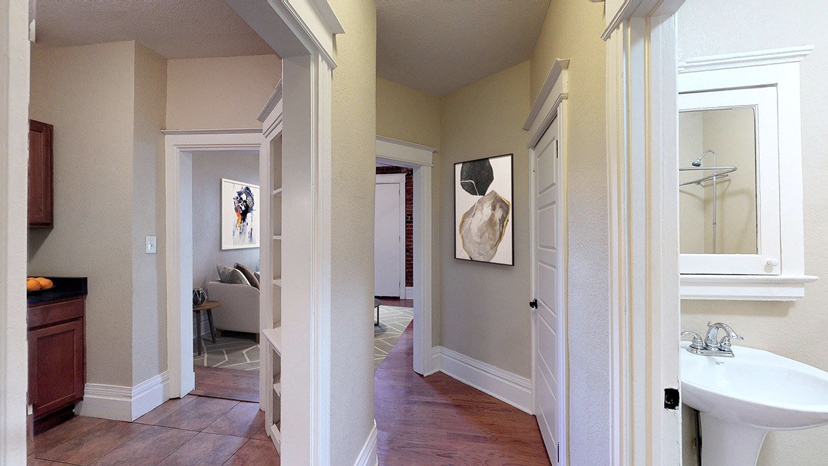 The Vicinity Image 13