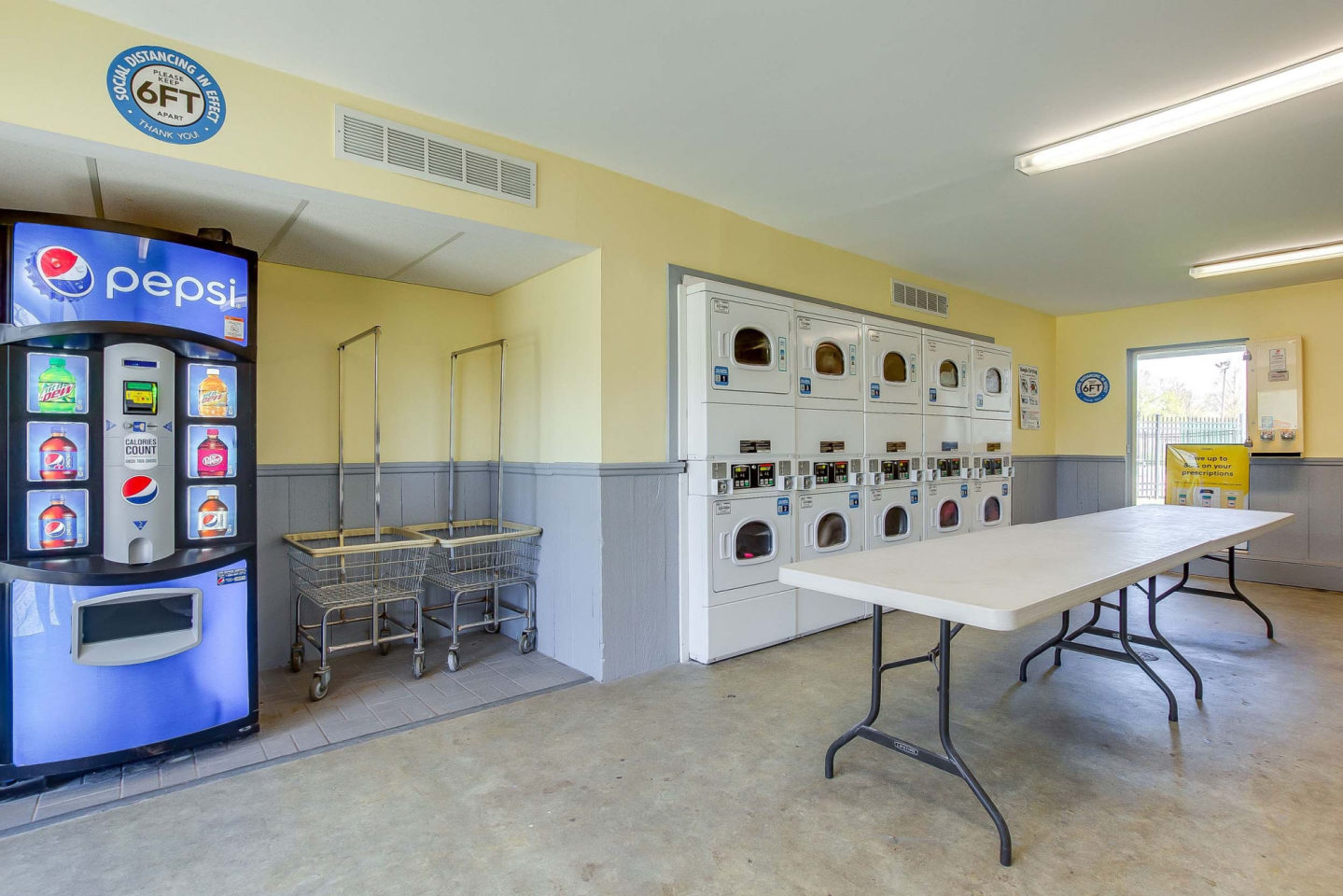 Black Hawk Apartments Image 13