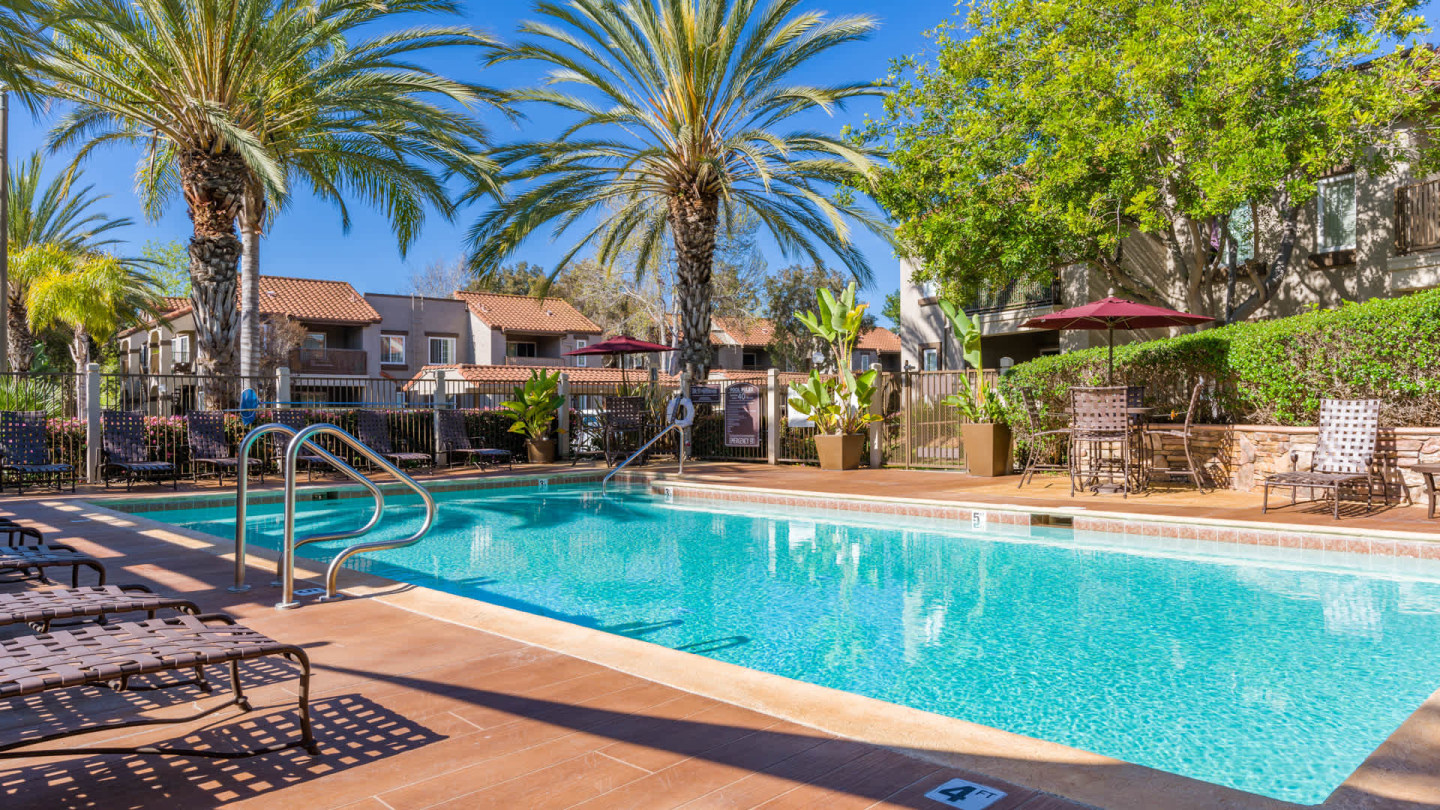The Village at Del Mar Heights Image 18