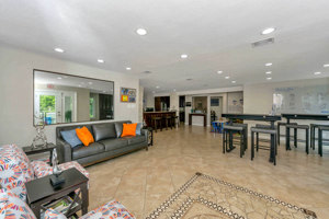 Bahama Glen Apartments Image 3