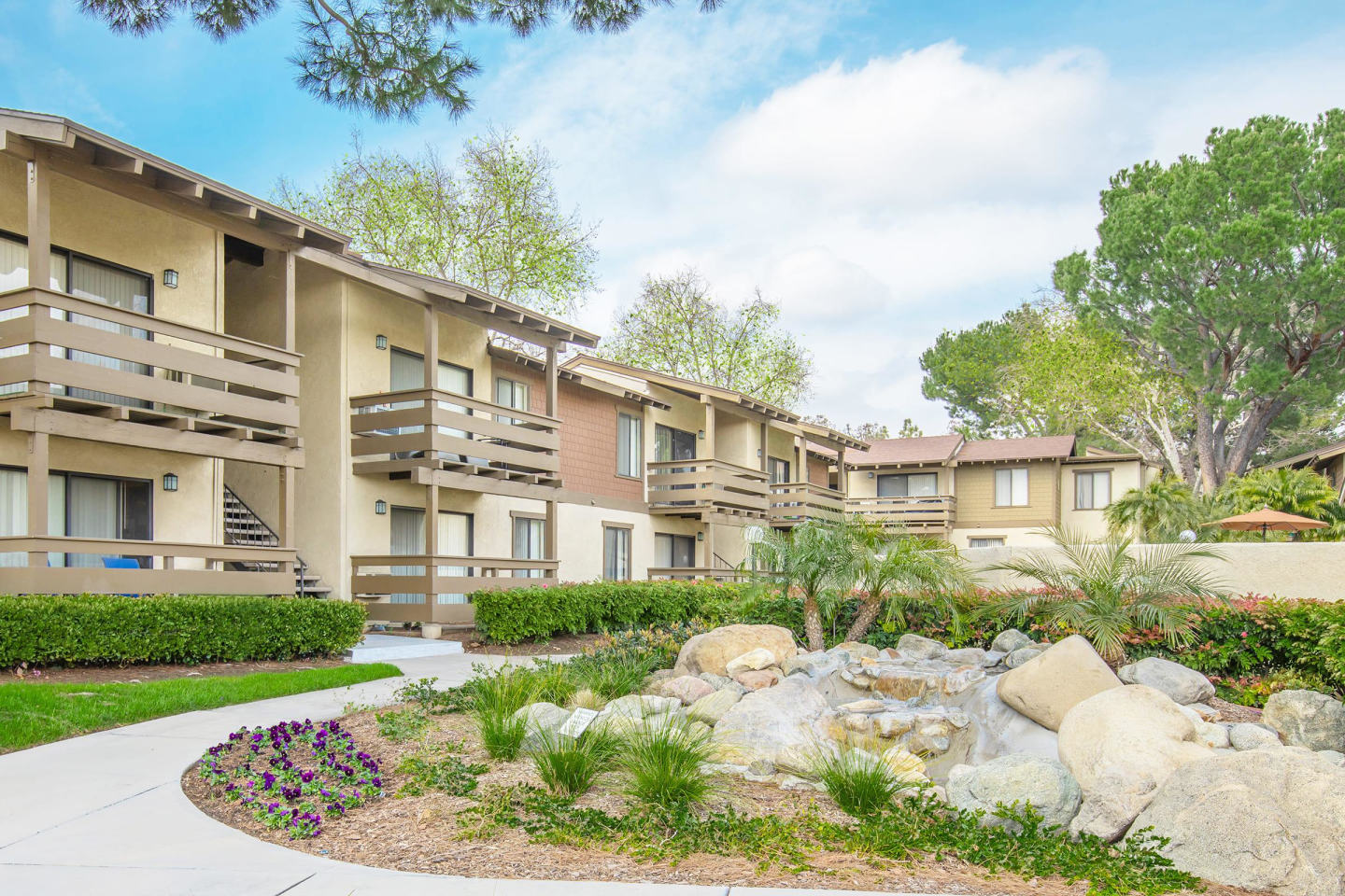 Raintree Apartment Homes Image 15