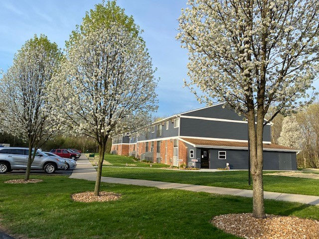 Day Heights Meadows Image 15