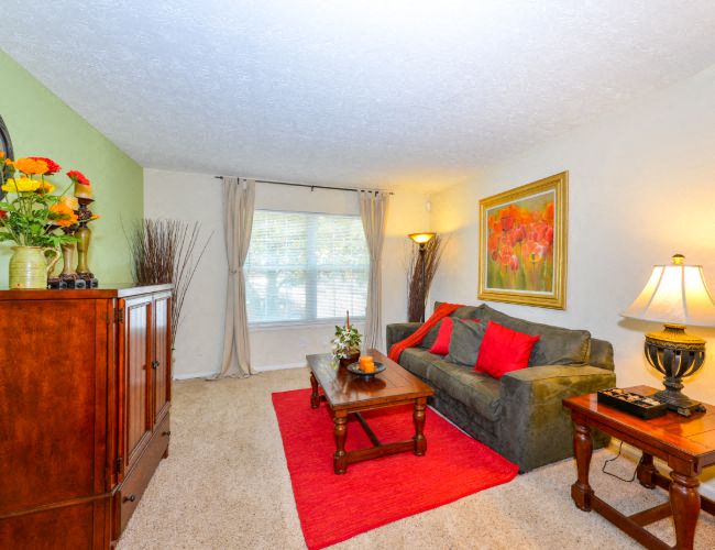 Maplewood Pointe Image 2