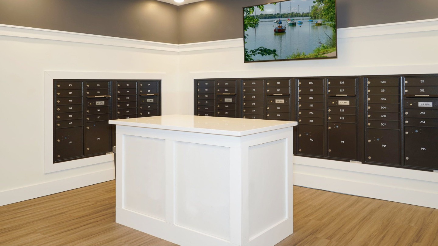 Shady Oak Crossing Image 36