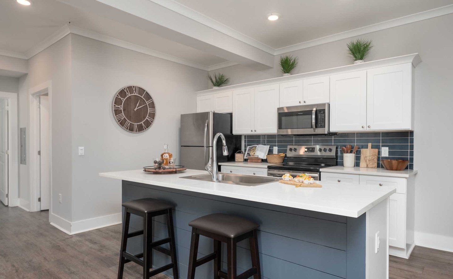 Paragon Luxury Apartments Image 2