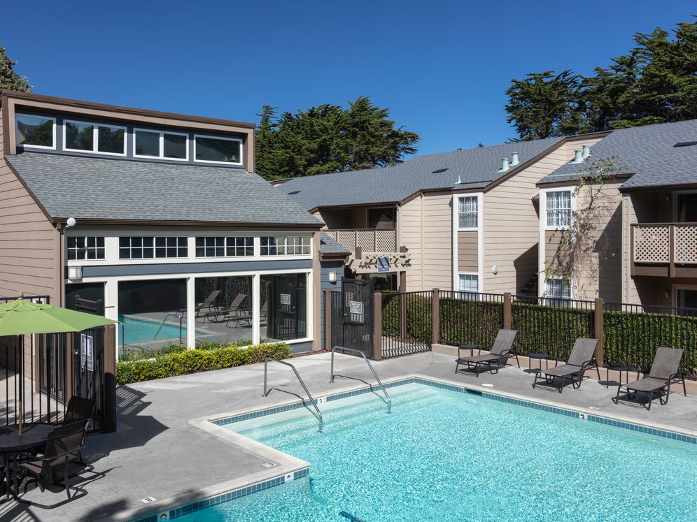 eaves Pacifica Image 18