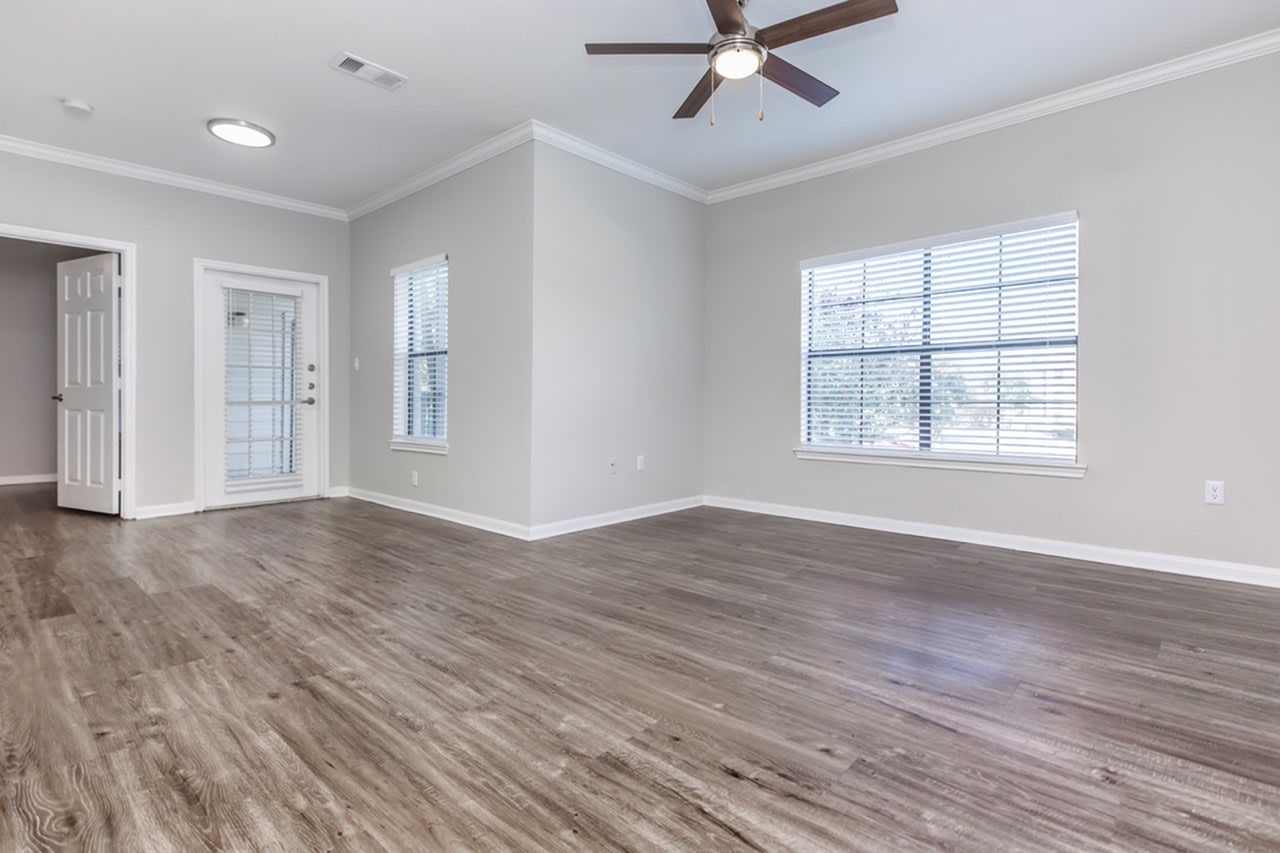 Rise Creekside Image 72