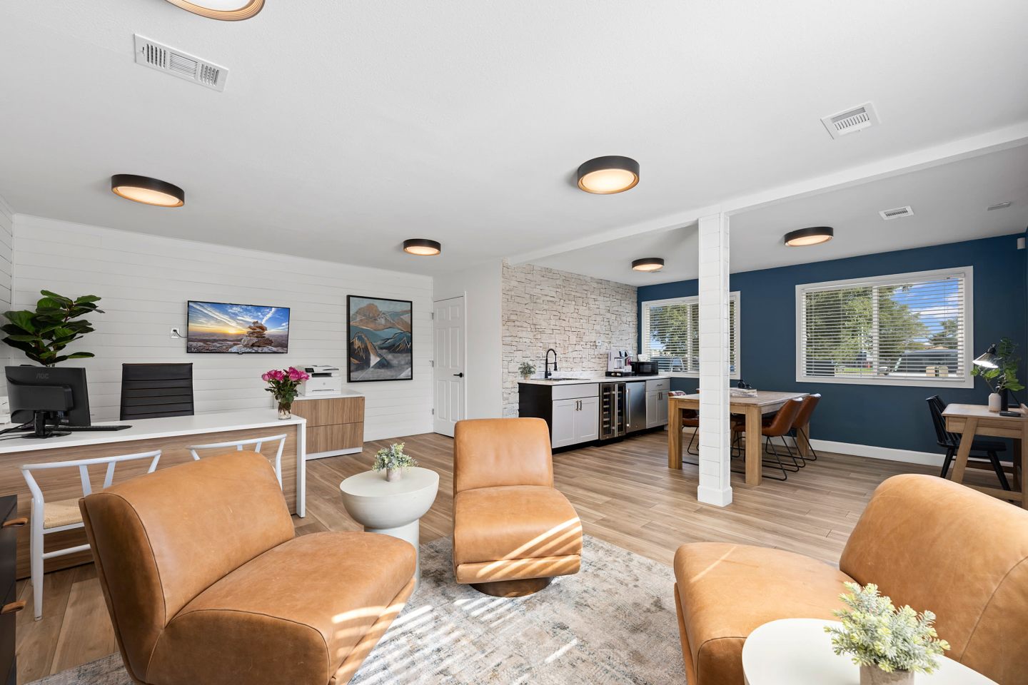 Fairview Apartments & Townhomes Image 10