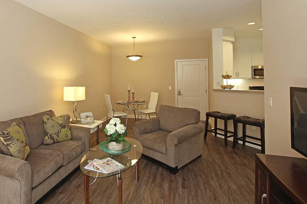 Senior Housing - Monaco Apartments Image 18