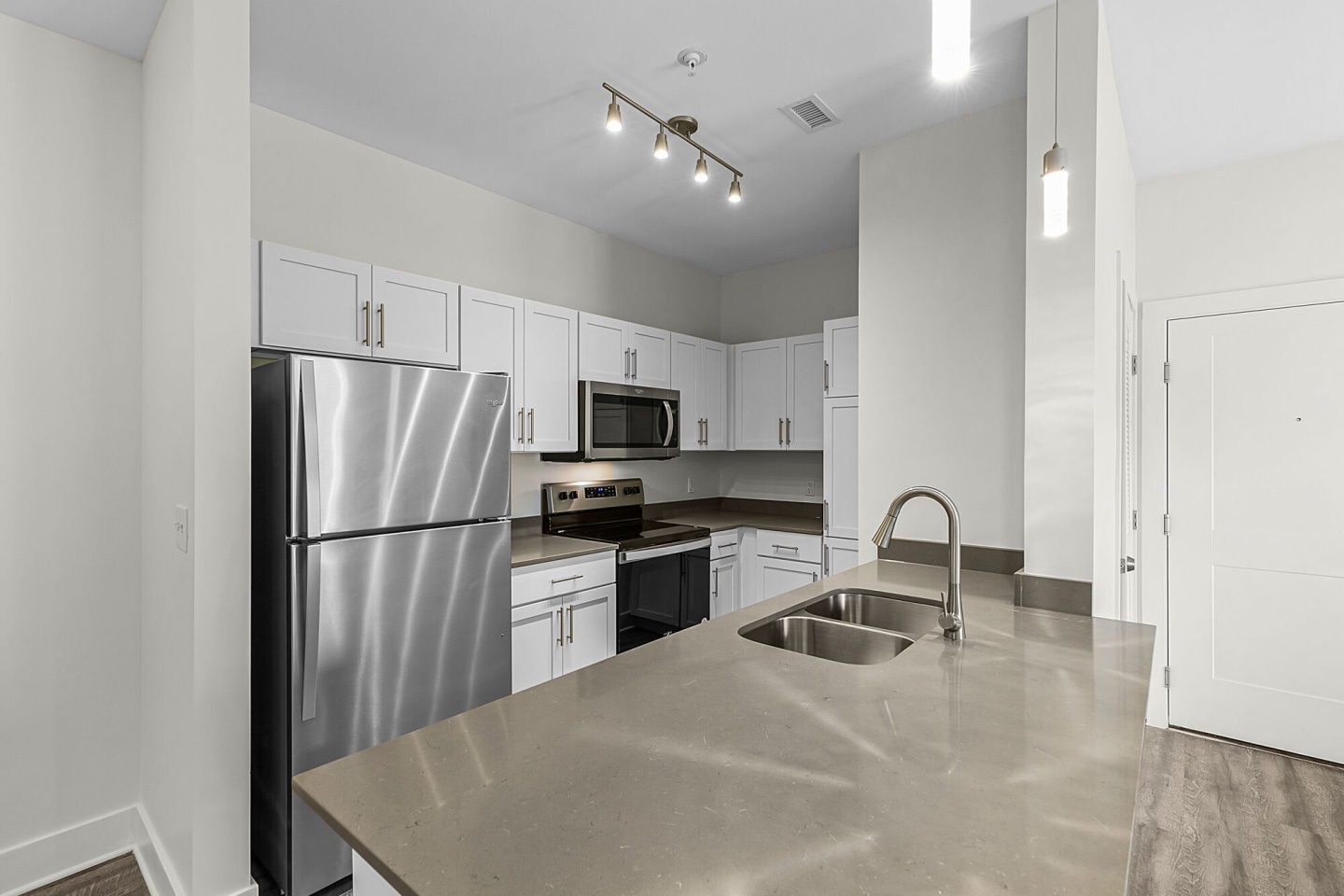 The Apartments at Copper Creek Image 20