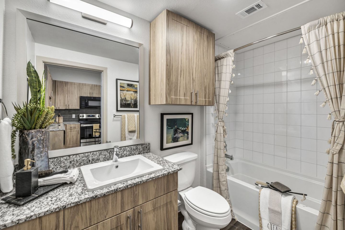 Lantana Round Rock Image 32