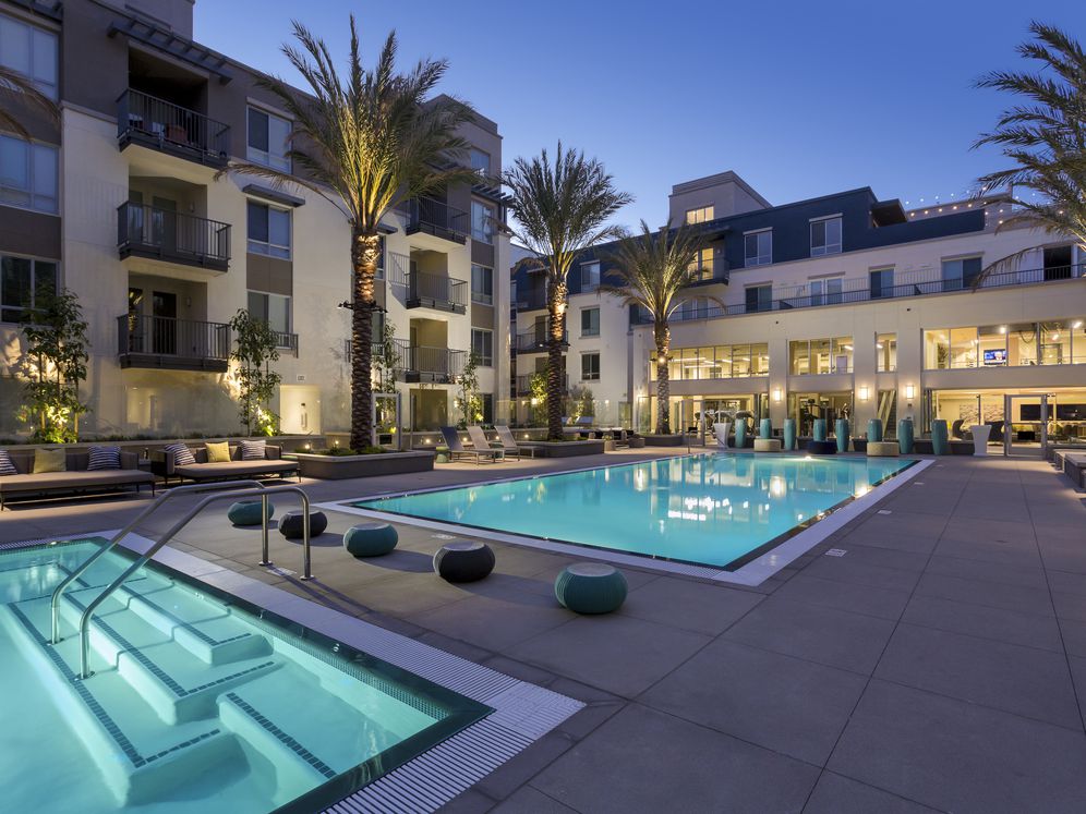 Avalon Huntington Beach Image 1
