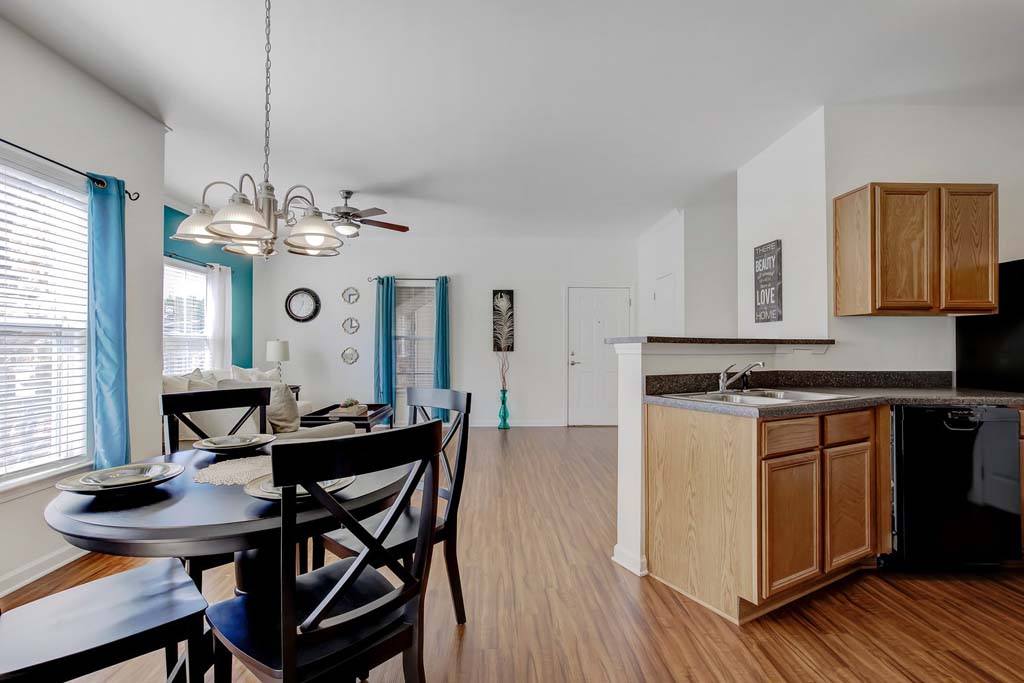 Affordable Housing - Ethan Pointe Apartments Image 9