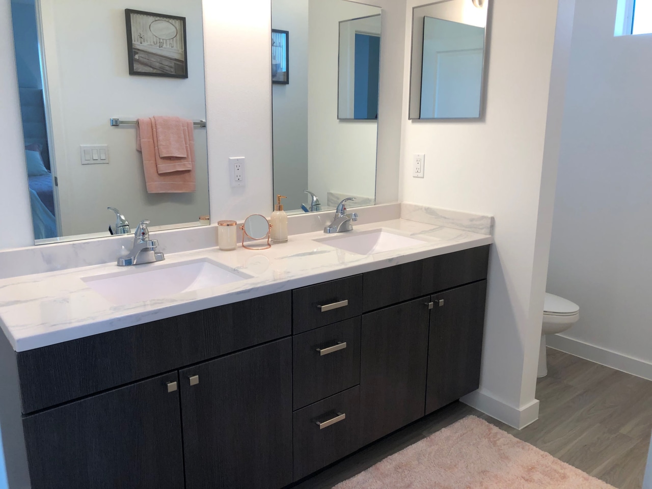 Torino Lakes Rental Townhomes Image 15