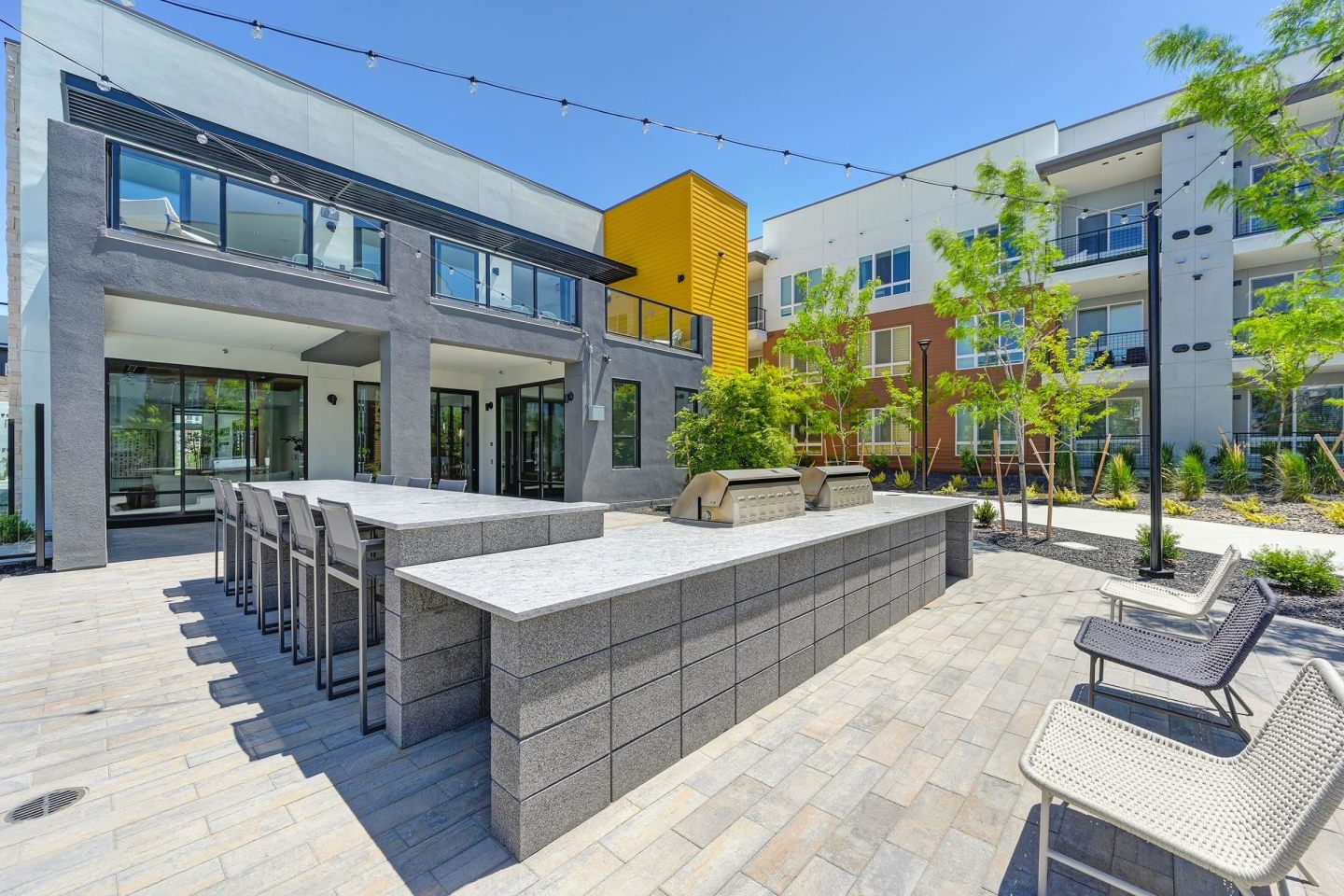 Halcyon Apartments Image 60