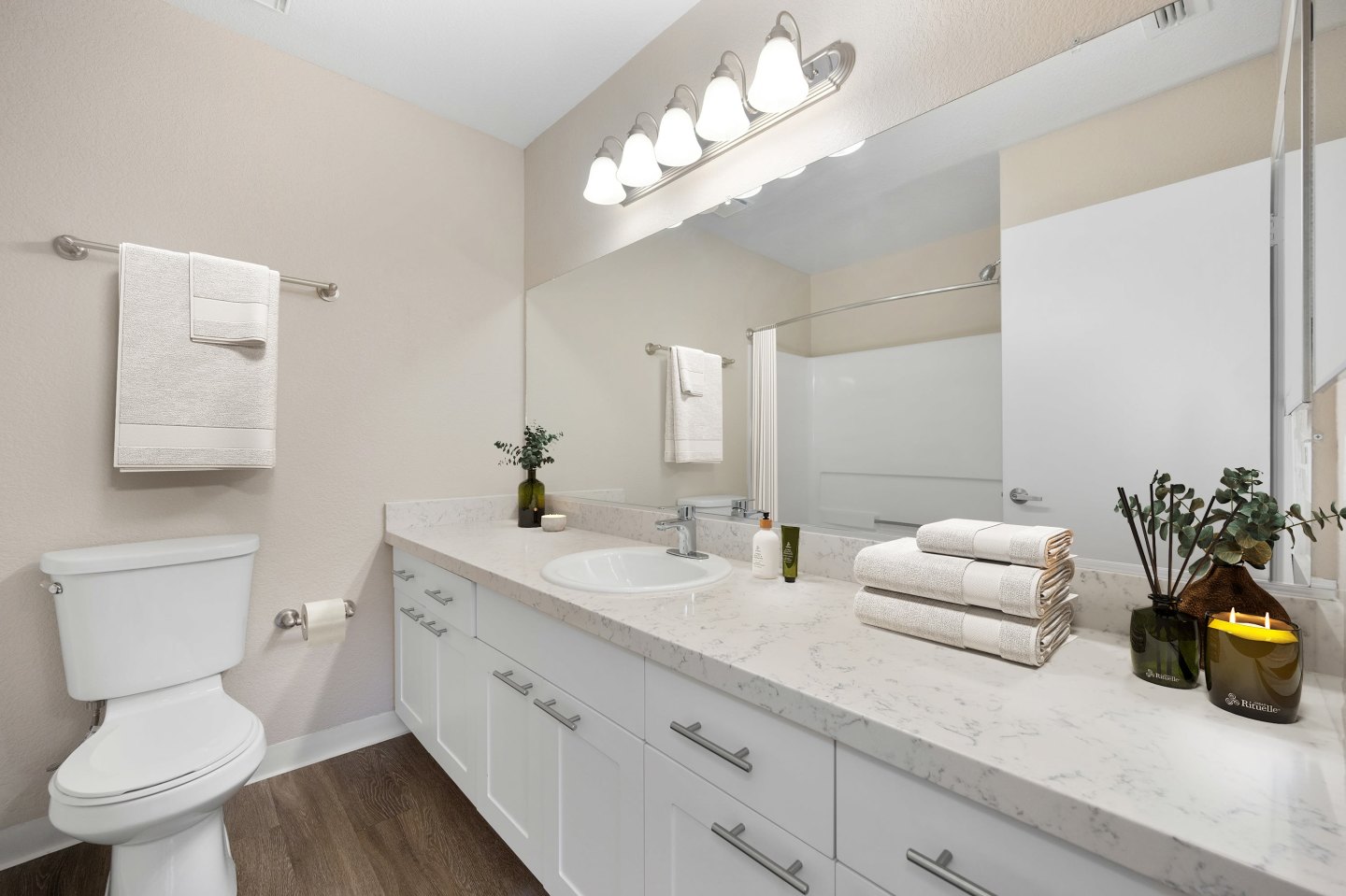 Cobblestone Creek Image 6