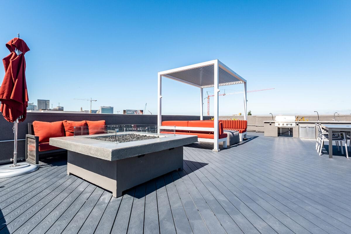 Rowhaus Apartments Image 6