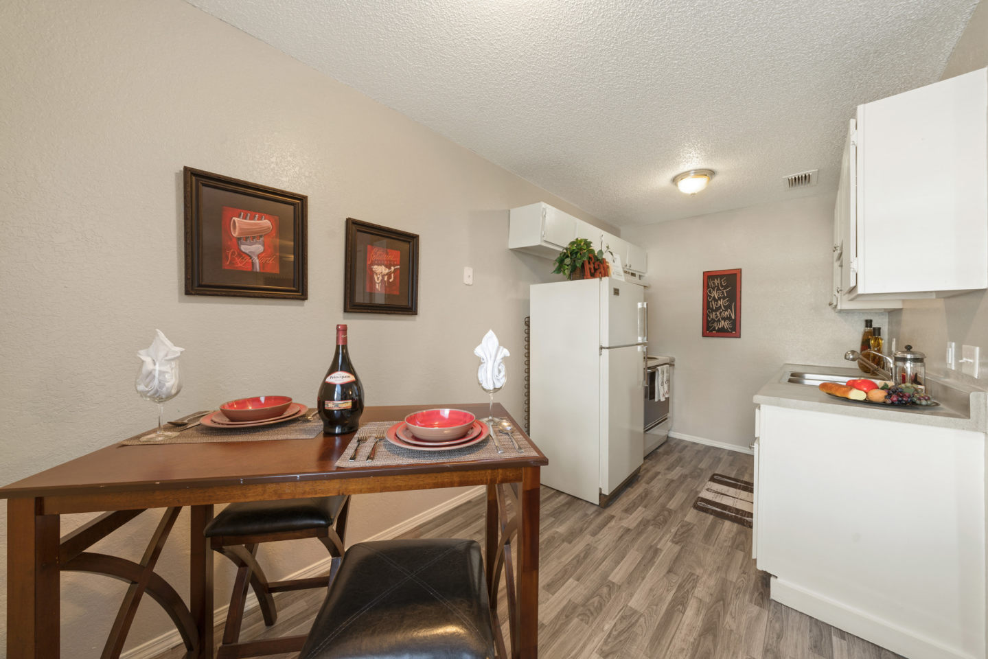Sheridan Square Apartments Image 17
