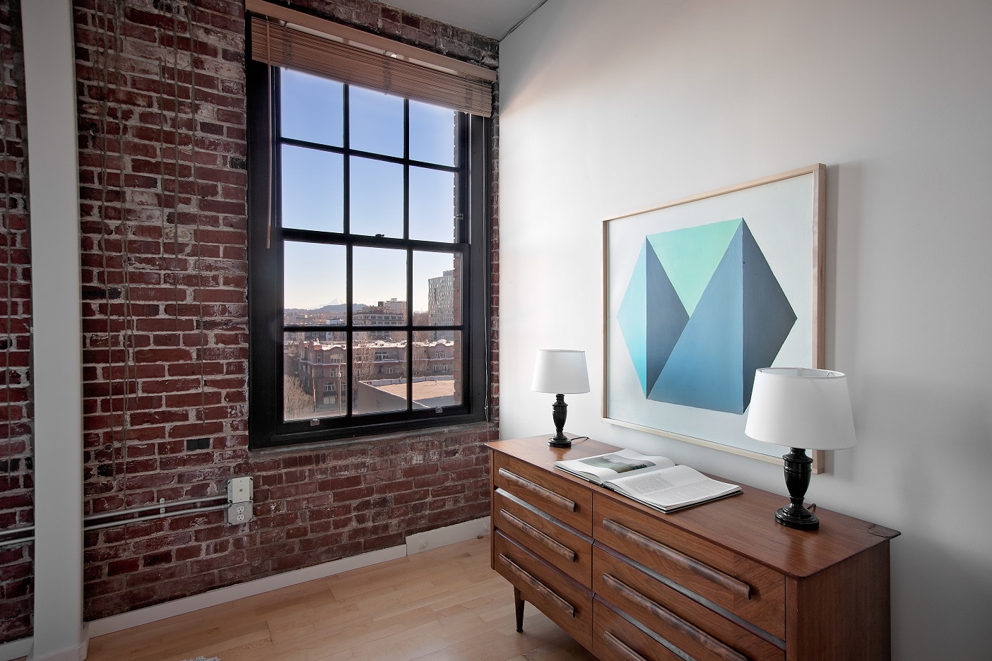 Crane Flats and Lofts Image 12