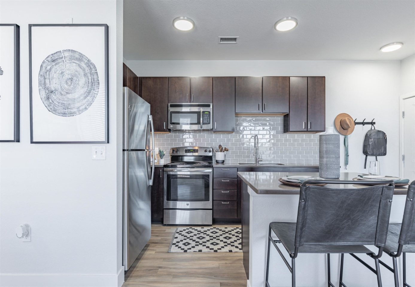 RockVue Apartments Image 10