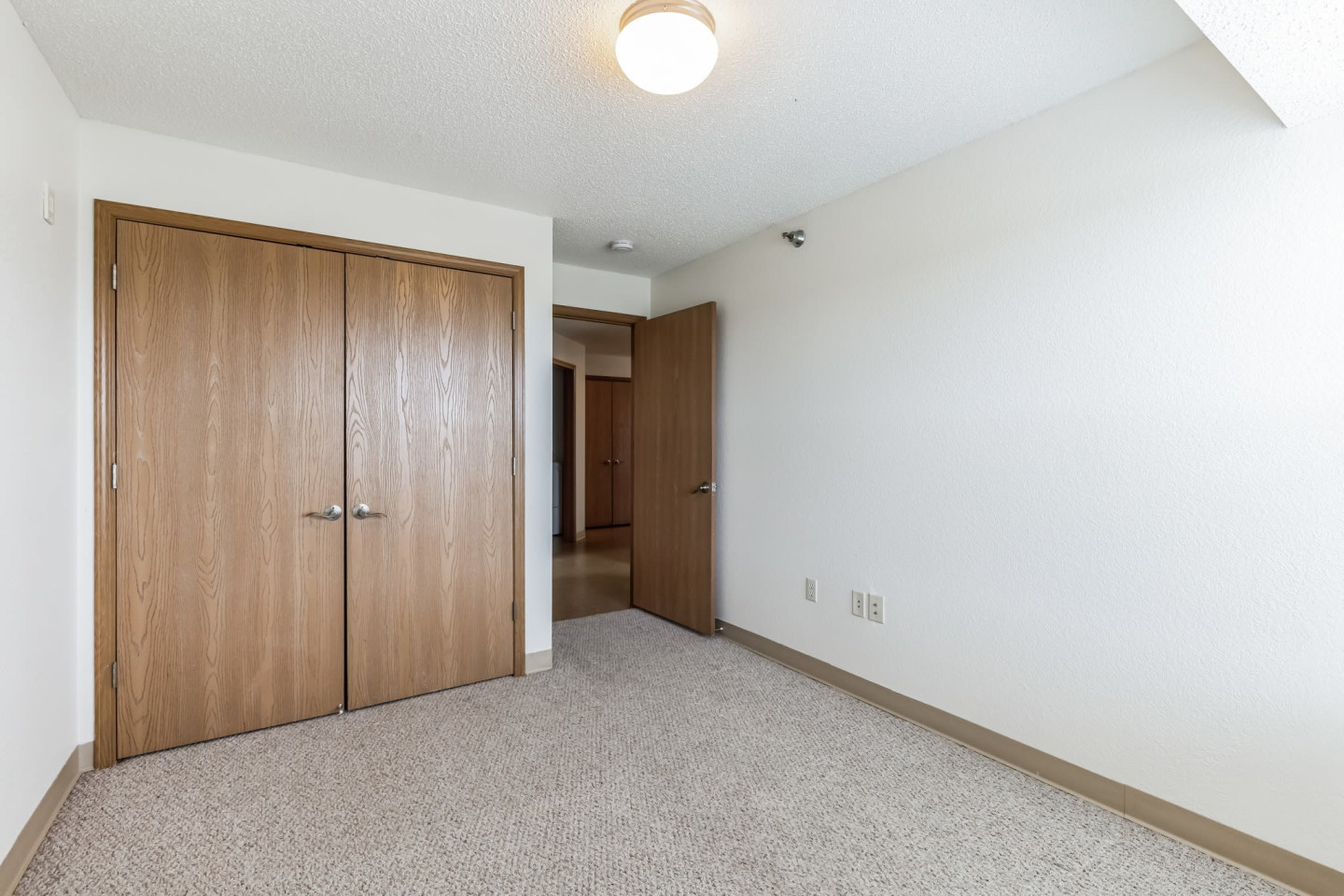 Lakewood Apartments Image 14