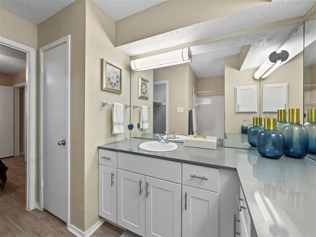 Sutton Place Image 12