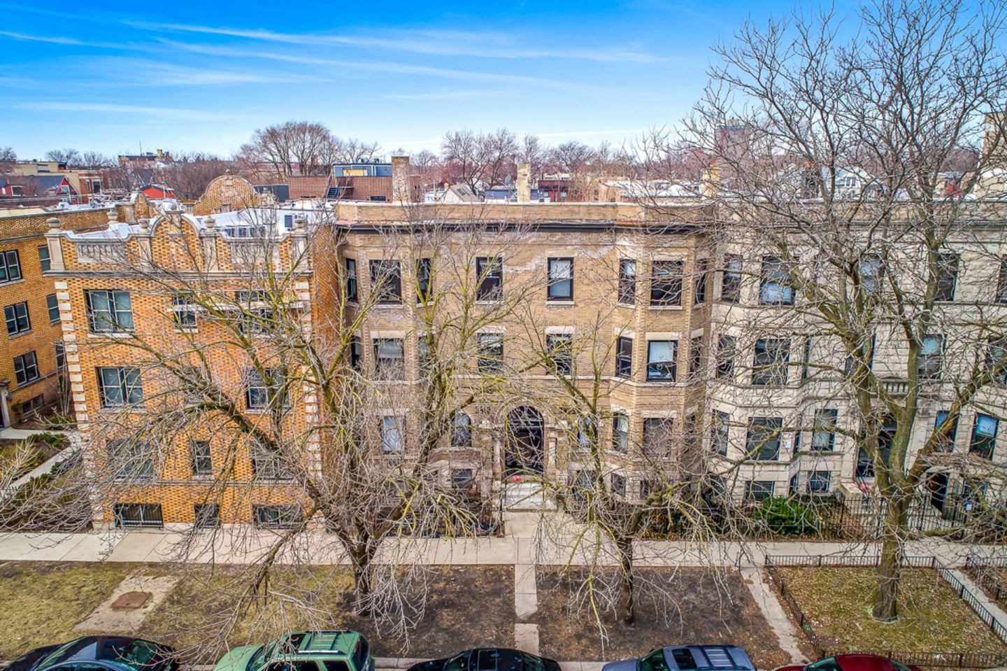 3818-20 N Sheffield Image 3