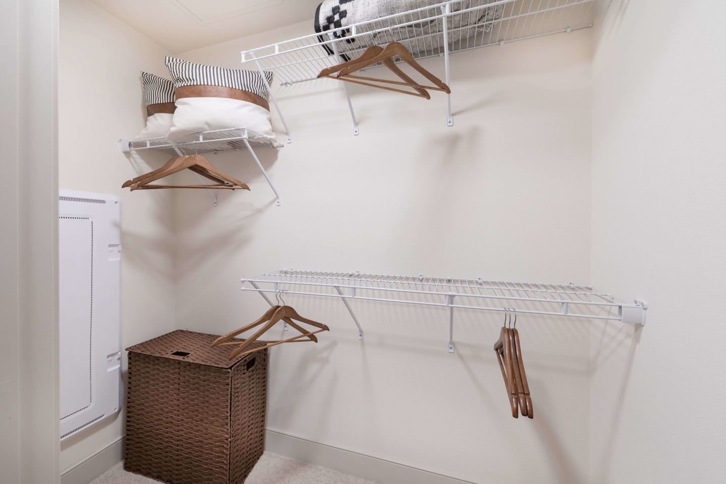 Avel Apartment Homes Image 42