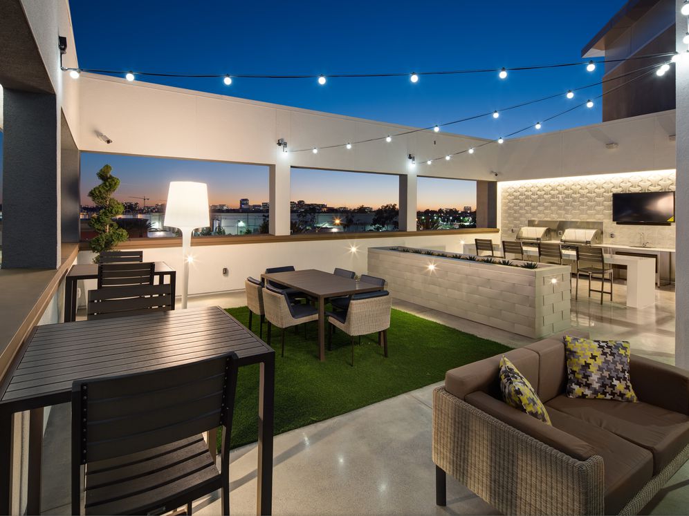 Avalon Irvine Image 1